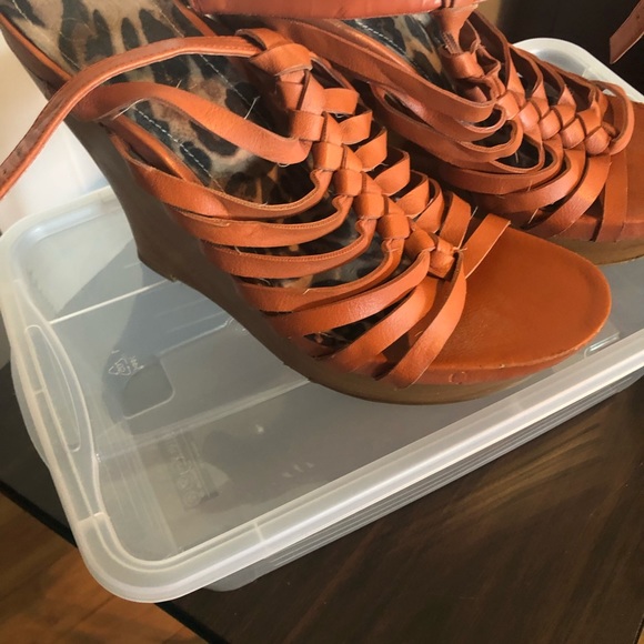 Wedges - Picture 2 of 2